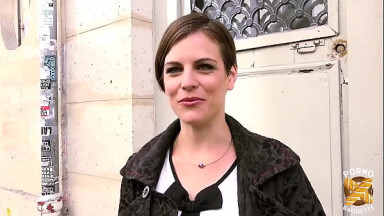 Marie, 28ans, s&rsquo;essaye &agrave; la double p&eacute;n&eacute;tration