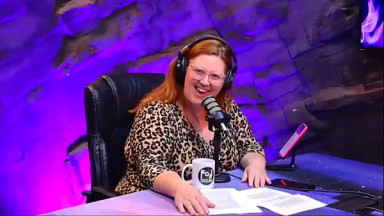 Ela fez gang bang com 5 caras! Camila conta todos os detalhes da experi&ecirc;ncia!