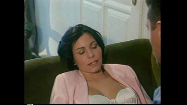 Vintage porn: italian wife cheating on her husband