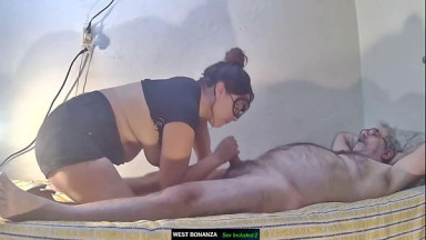 BLOWJOB & HANDJOB - I Spray Cum On Her Hand /Arm & Leg