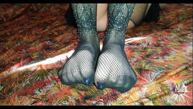 Imagine me jerking your dick with my feet.