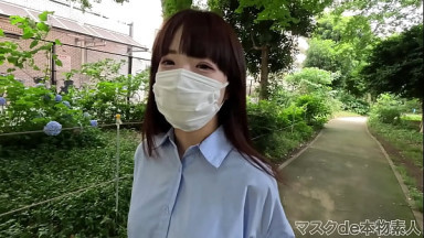 １９才、スレンダー美女！完全顔出し、『コンテナ横野外SEX』＆『丸見えトラック』始動！！