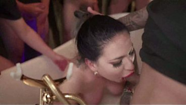 ROMANIAN SUPER SLUT GANGBANG CASTING