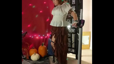 Halloween steampunk pussy dance