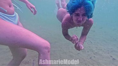 All Natural Babe Swimming Naked Slow Motion