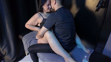 Casada puta goza muito com massagista - Casada safada foi fazer uma massagem e ganhou um final feliz.