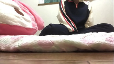私でシコシコして精子だすの？沢山ももかの中に出してくだして。。