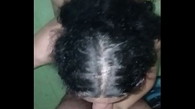 Se lo chupe en el ba&ntilde;o del GYM, espero que nadie se entere